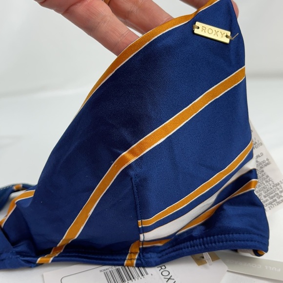 Rich Retro Style Bikini Top - Picture 2 of 6